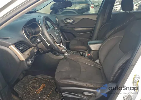 2016 Jeep Cherokee Latitude from USA, damaged, VIN 1C4PJMCS9GW133671